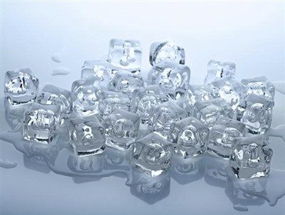 یخ خشک در مقابل یخ معمولی: تفاوت چیست؟